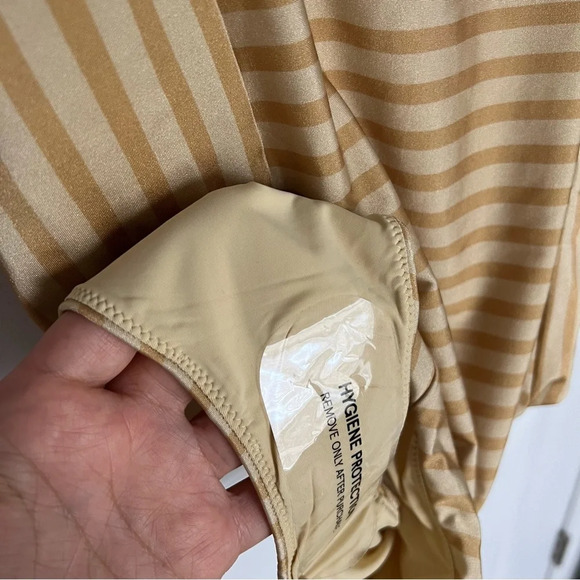 tigerlily verena sloane one piece swimsuit size L - Picture 8 of 15